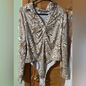 funky print body suit